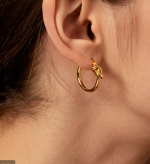 De tie the knot oorbellen