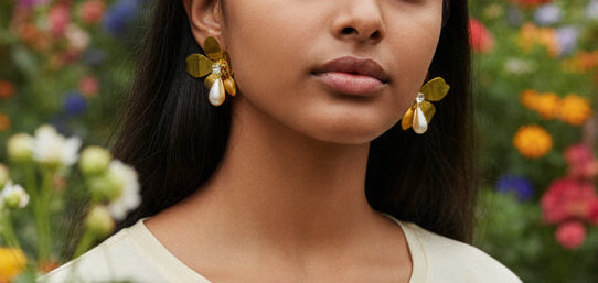 De big flower pearl oorbellen